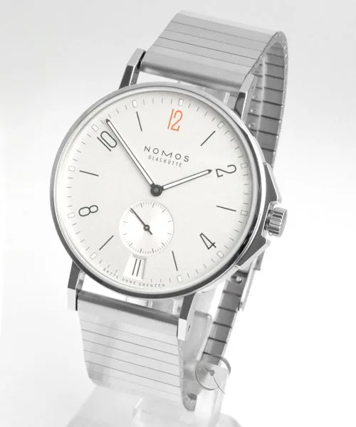 Ahoi date Doctors Without Borders watch
