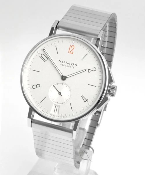 NOMOS Ahoi date Doctors Without Borders, front view