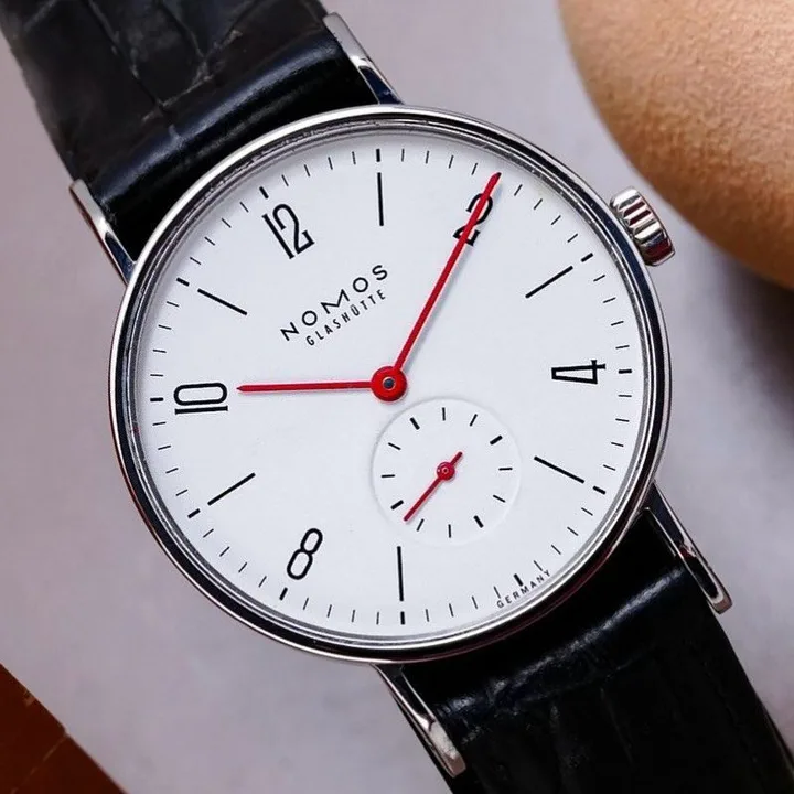 Tangente Hausarzt watch