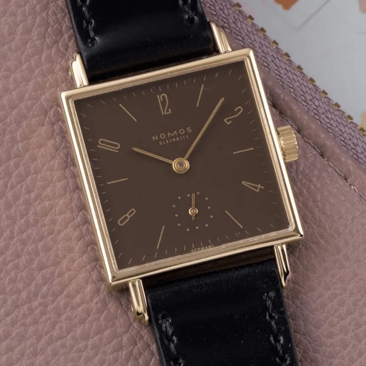 Tetra 27 Mocca watch