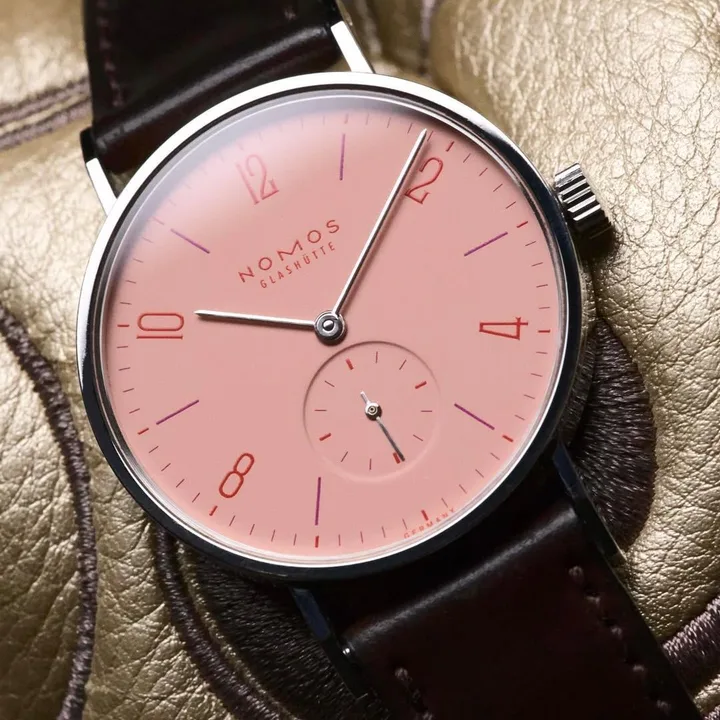 Tangente Color Peach watch