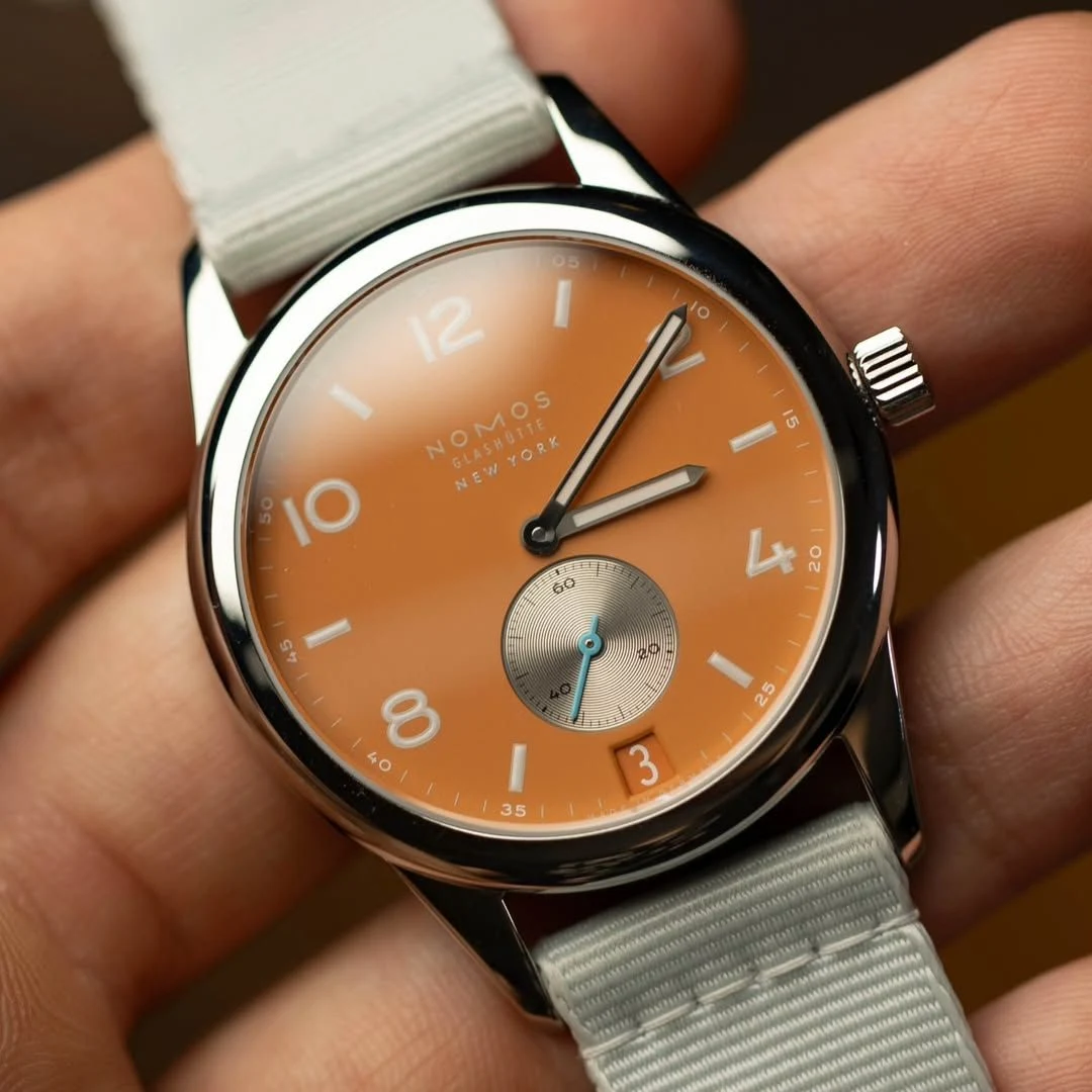 NOMOS Club 38 Date Sienna, front view