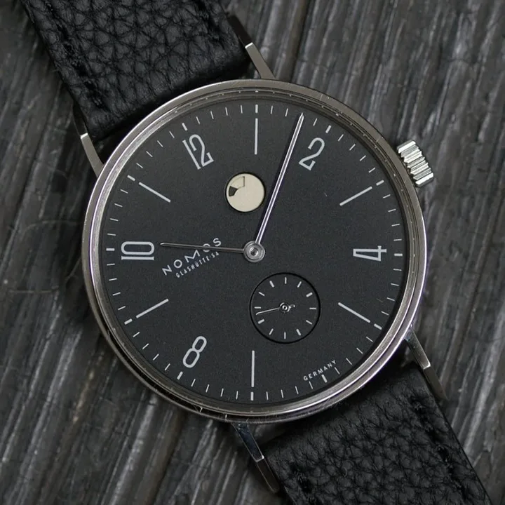 Tangente Power Reserve Tankwart watch