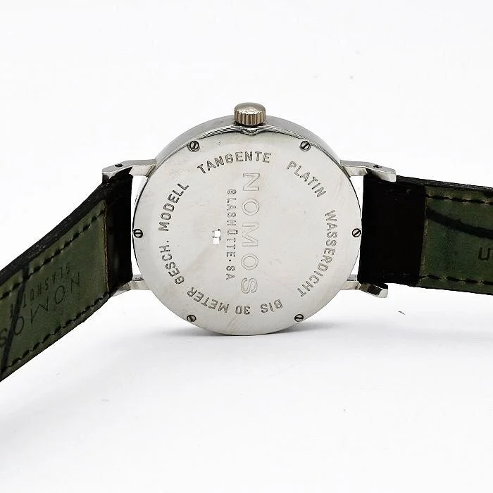 Caseback of the Tangente Sport Platin Index
