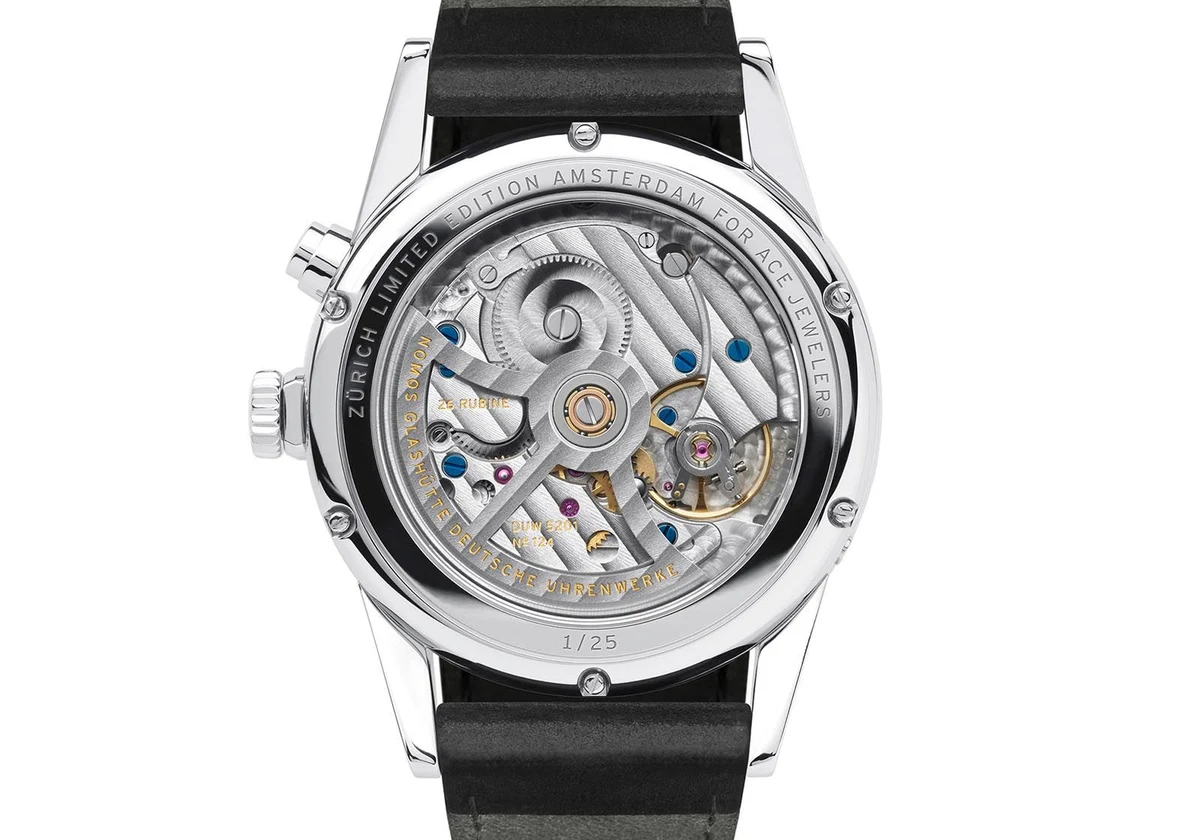Movement of the Zürich Worldtimer Amsterdam