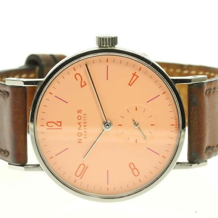 Dial of the Tangente Color Peach