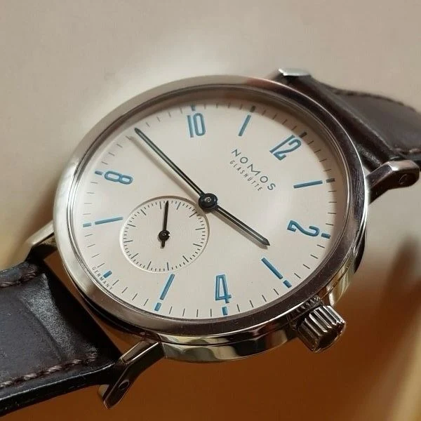 Dial of the Tangente Sport Nach 8